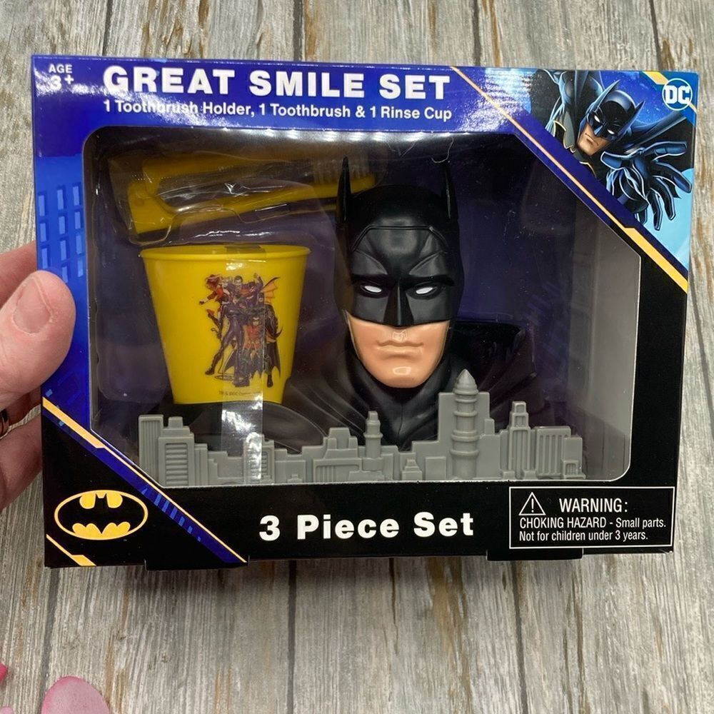 Kids Batman Great Smiles Toothbrush, Holder & Cup 3-Piece Set